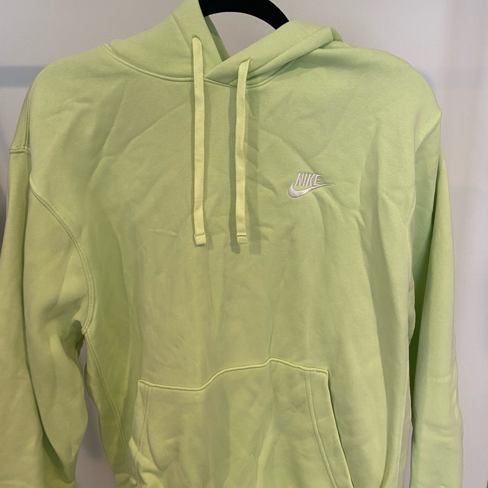 NIKE HOODIE